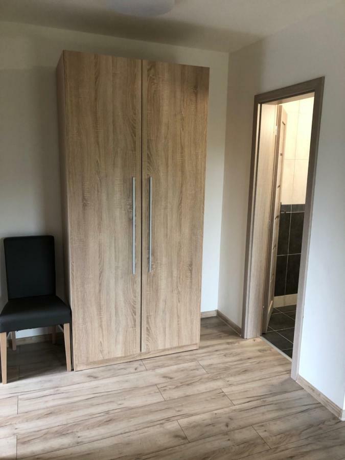 Apartmanovy Dom Magda Vrbov Εξωτερικό φωτογραφία